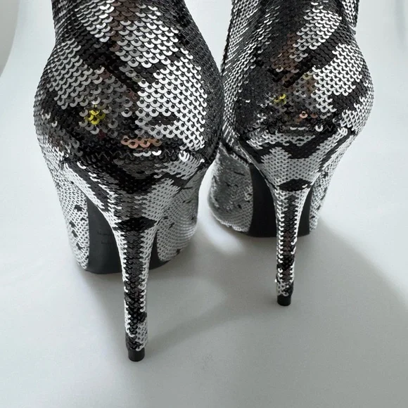 Balenciaga Knife Sequin High Heel Sock Booties Silver Women’s EU 37/US 7 - Picture 5 of 9
